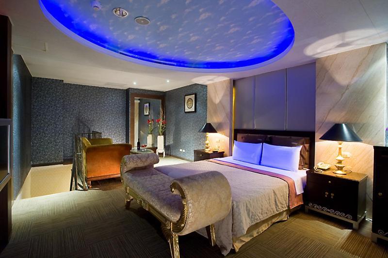 Crystal Business Motel Hsinchu Exterior foto